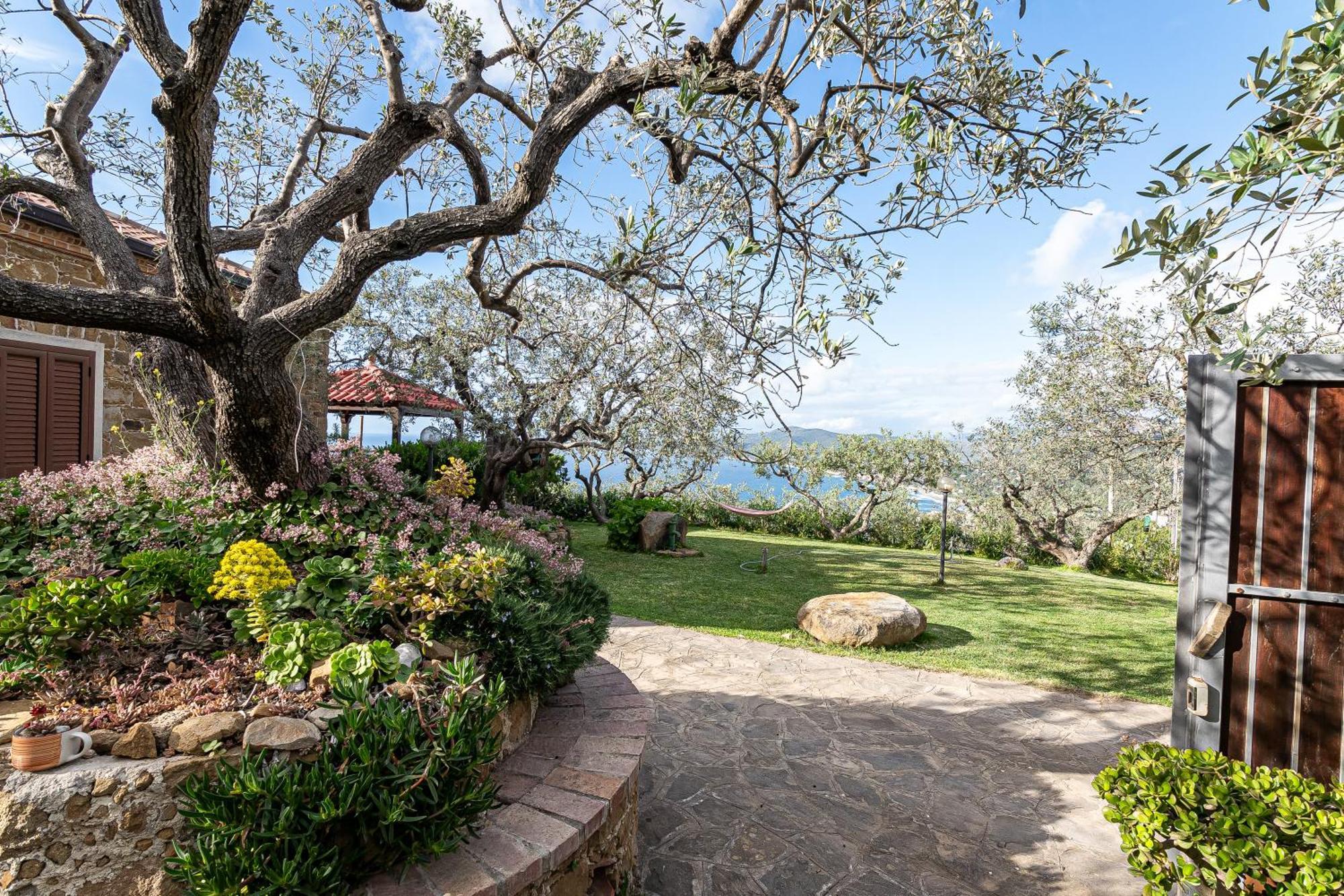 Bellezza In Cilento Panoramic Apts Castellabate Exterior foto
